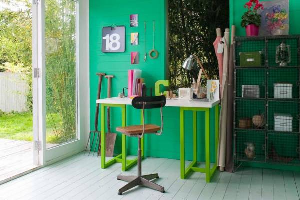 Spray Painter - Green Furniture